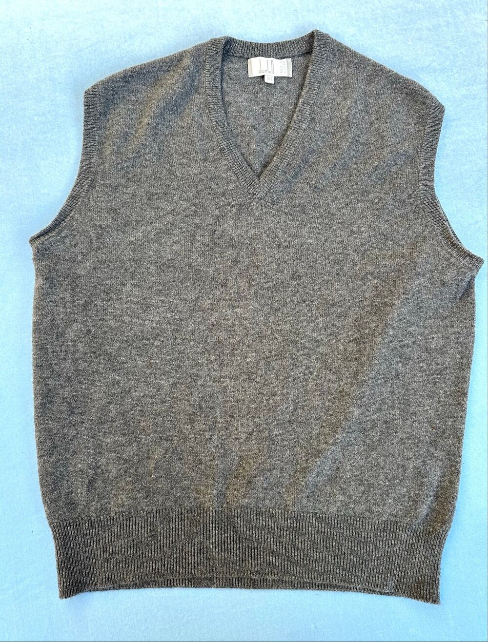 Vintage Dunhill Scotland 100% Cashmere V-Neck Sweater Vest Gray Mens XL Luxury